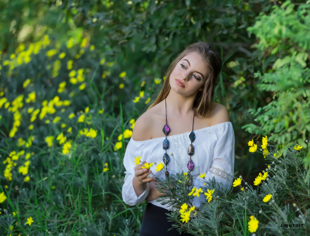 Female Model Photo Shoot of Cayle at the Walter Sisulu Botanical Garden
